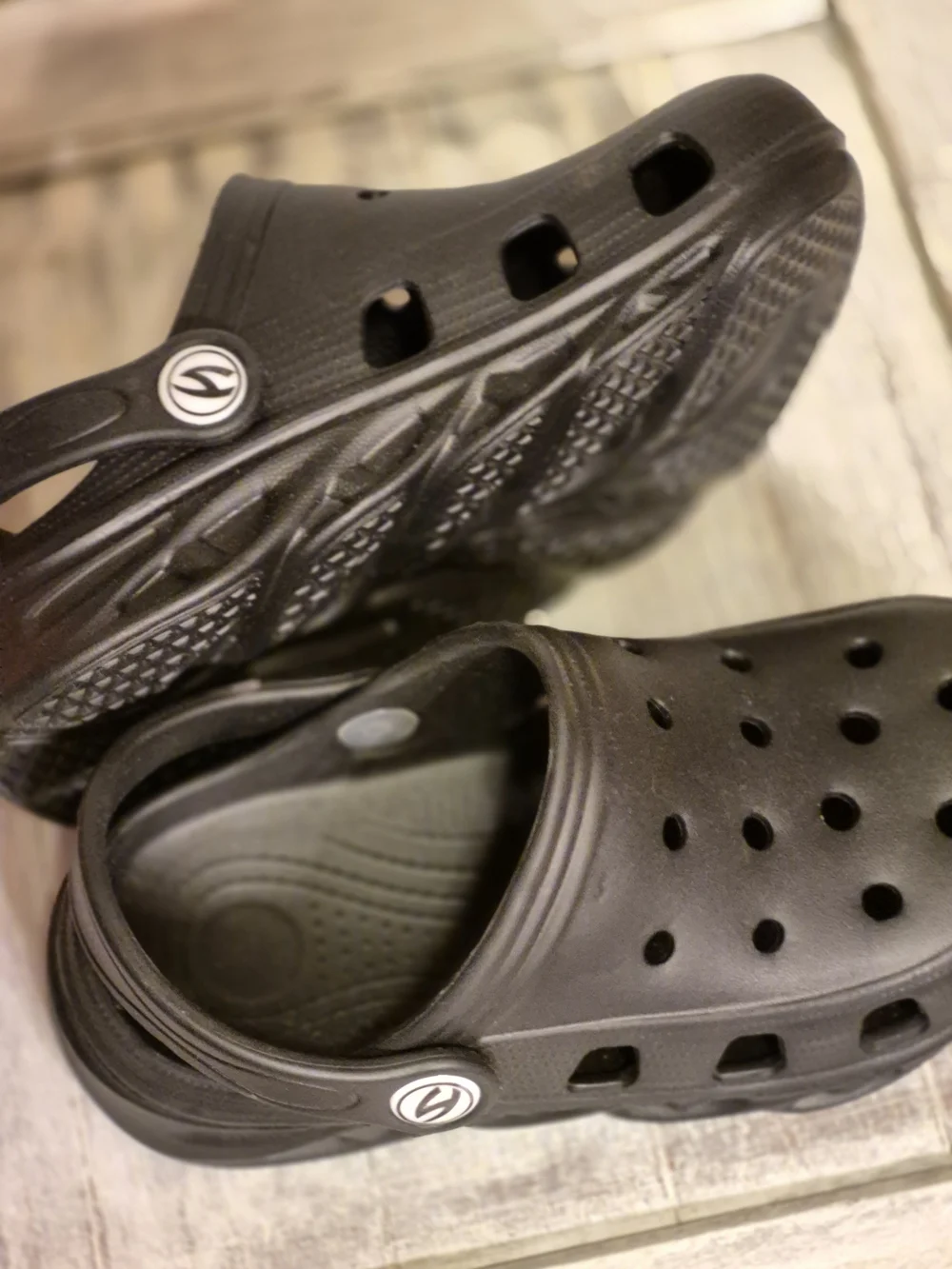 Kids Black Clog Sandals - Comfortable Everyday Shoes NWOTs Size 8.5